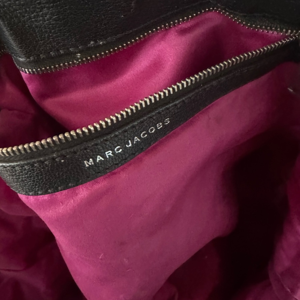 Marc Jacobs Black Laser Cut Wave Satchel Handbag - Picture 9 of 11